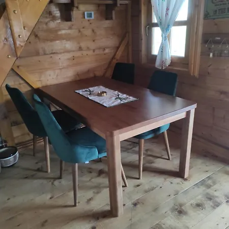 Vikendica Darija * 克拉列沃