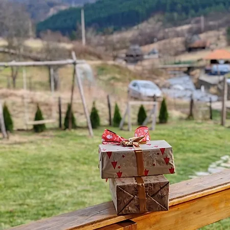 Vikendica Darija Holiday home *